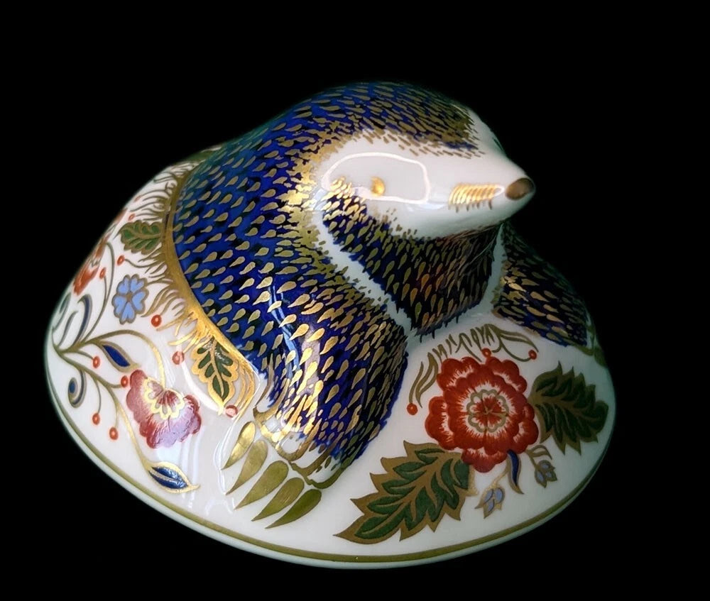 ROYAL CROWN DERBY Bone China Figurine / Paperweight - Mole